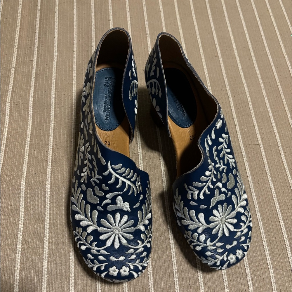 Mexicanita Handmade Embroidered Clog Heels